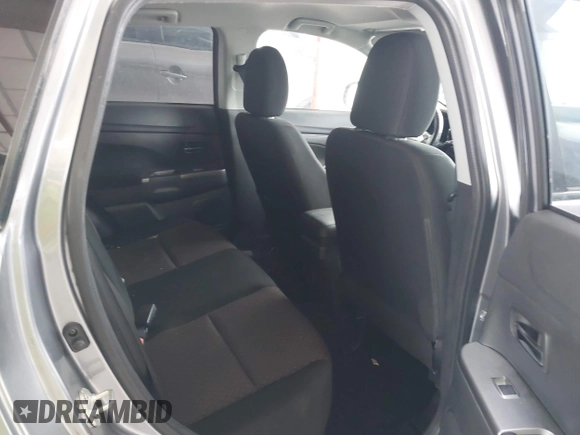 2019 Mitsubishi Outlander Sport SE 2.0 with VIN JA4AP4AUXKU005432, listed as a IAAI auction lot 41614553 with 1 mi miles. Bid and sale history available at carsss.com. Image 8.