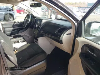 2012 Chrysler Town & Country Touring z VIN 2C4RC1BG2CR159420, wystawiony jako IAAI lot #41035284 z przebiegiem 142 529 mil mil oraz . Historia ofert i sprzedaży dostępna na DreamBid. Obrazek 5.