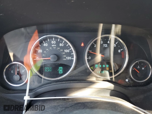 2013 Jeep Patriot Limited z VIN 1C4NJRCBXDD123811, wystawiony jako Copart lot #42999455 z przebiegiem 131 075 mil mil oraz Czysty tytuł • Clean title. Historia ofert i sprzedaży dostępna na DreamBid. Obrazek 9.
