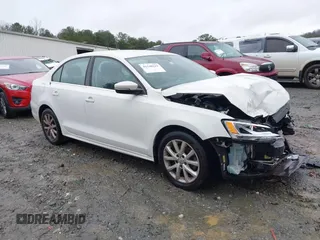 2013 Volkswagen Jetta SE with VIN 3VWDX7AJ2DM384537, listed as a IAAI auction lot 41548219 with 86,172 mi miles and . Bid and sale history available at DreamBid. Image 1.