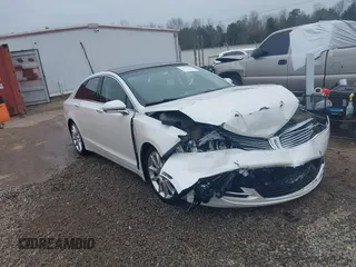 2015 Lincoln MKZ z VIN 3LN6L2J99FR607979, wystawiony jako IAAI lot #41533685 z przebiegiem 80 582 mil mil oraz . Historia ofert i sprzedaży dostępna na DreamBid. Obrazek 1.