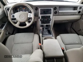 2009 Jeep Commander Sport with VIN 1J8HH48K49C558169, listed as a Copart auction lot 42784775 with 191,488 mi miles and Salvage title. Bid and sale history available at DreamBid. Image 8.