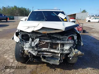 2014 Toyota 4Runner SR5 with VIN JTEZU5JR7E5078142, listed as a IAAI auction lot 41191786 with 197,512 mi miles and . Bid and sale history available at DreamBid. Image 13.
