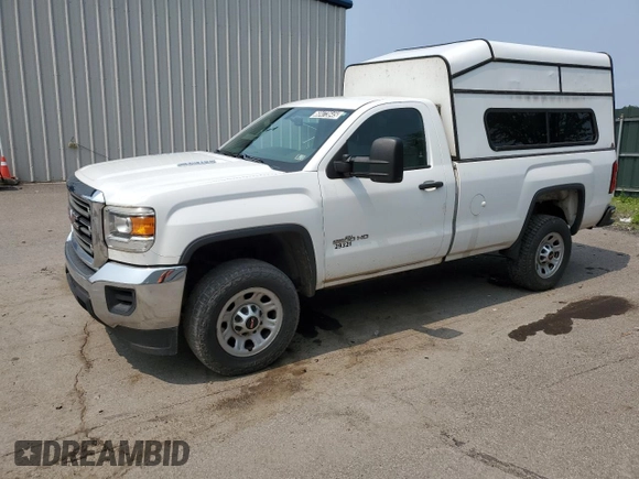 2015 GMC Sierra 2500HD z VIN 1GT01XE89FZ124325, wystawiony jako Copart lot #60473645 z przebiegiem 283 077 mil mil oraz Czysty tytuł • Clean title. Historia ofert i sprzedaży dostępna na DreamBid. Obrazek 1.