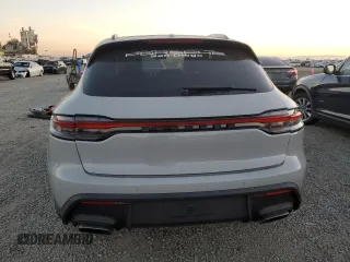 2025 Porsche Macan with VIN WP1AA2A53SLB01654, listed as a Copart auction lot 85136994 with 1,185 mi miles and Salvage title. Bid and sale history available at DreamBid. Image 6.