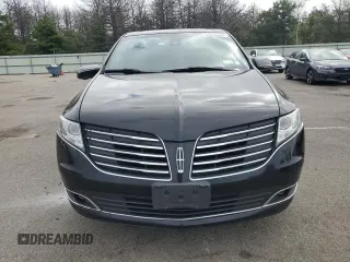 2019 Lincoln MKT with VIN 2LMHJ5NK6KBL01252, listed as a Copart auction lot 69934684 with 213,659 mi miles and Salvage Title. Bid and sale history available at DreamBid. Image 5.