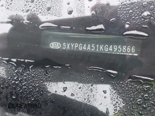 2019 Kia Sorento LX V6 with VIN 5XYPG4A51KG495866, listed as a IAAI auction lot 41599328 with 161,807 mi miles. Bid and sale history available at carsss.com. Image 9.