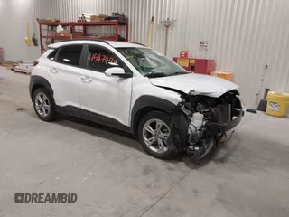 2022 Hyundai Kona SEL with VIN KM8K62AB0NU814275, listed as a IAAI auction lot 41547497 with 58,568 mi miles. Bid and sale history available at carsss.com. Image 1.