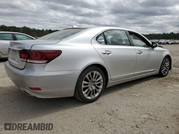 2016 Lexus LS 460 L with VIN JTHGL5EF9G5056725, listed as a Copart auction lot 49568625 with 87,226 mi miles and Salvage title. Bid and sale history available at DreamBid. Image 3.