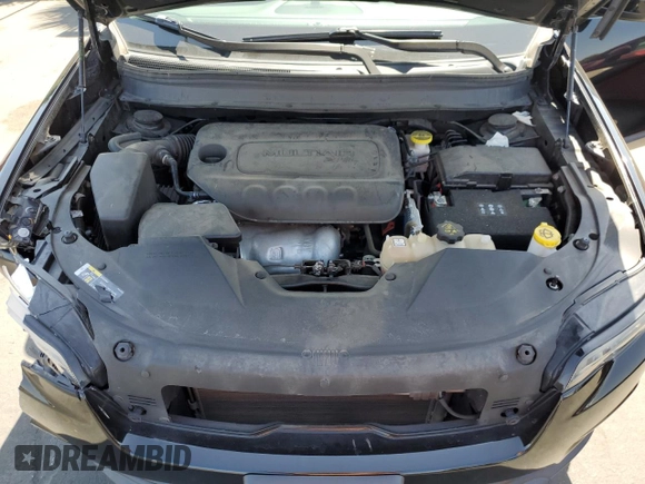 2020 Jeep Cherokee Latitude с VIN 1C4PJLCB7LD585795, выставлен на аукционе Copart как лот 60171755 с пробегом 57 568 миль миль и Списание • Salvage title. История ставок и продаж доступна на DreamBid. Изображение 12.