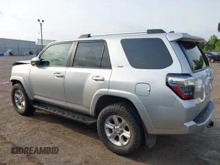 2021 Toyota 4Runner SR5 with VIN JTEMU5JR1M5937878, listed as a IAAI auction lot 42130560 with 85,547 mi miles and . Bid and sale history available at DreamBid. Image 15.