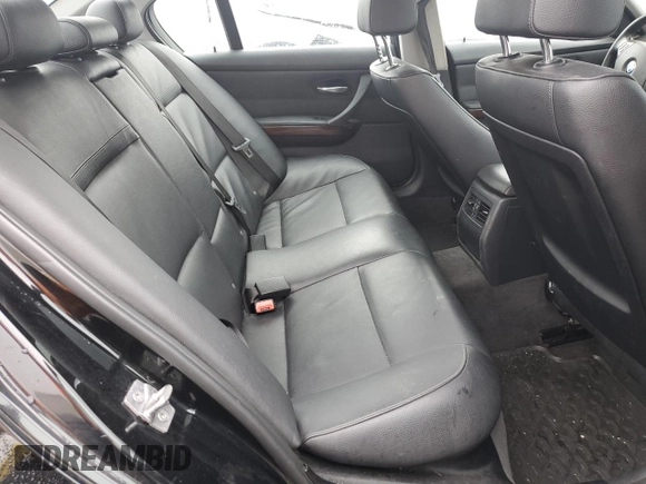 2011 BMW 3 Series 328i xDrive with VIN WBAPK5G56BNN81787, listed as a Copart auction lot 49908465 with 323,945 mi miles and Salvage Title. Bid and sale history available at carsss.com. Image 10.