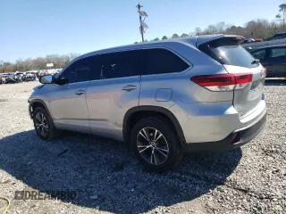 2018 Toyota Highlander LE z VIN 5TDZARFH4JS040991, wystawiony jako Copart lot #48375895 z przebiegiem 47 243 mil mil oraz Szkoda całkowita • Salvage title. Historia ofert i sprzedaży dostępna na DreamBid. Obrazek 2.