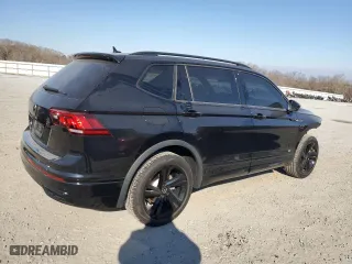 2024 Volkswagen Tiguan SE R-Line Black with VIN 3VVCB7AX0RM090094, listed as a Copart auction lot 42356495 with 2,604 mi miles and Salvage Title. Bid and sale history available at carsss.com. Image 3.