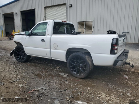 2004 Chevrolet Silverado 1500 LS with VIN 1GCEC14V84Z108022, listed as a Copart auction lot 73192974 with 161,919 mi miles and Salvage Title. Bid and sale history available at carsss.com. Image 2.