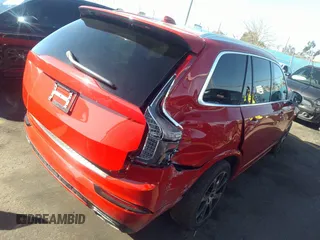 2019 Volvo XC90 R-Design with VIN YV4A22PM0K1441575, listed as a IAAI auction lot 35910233 with 25,007 mi miles. Bid and sale history available at carsss.com. Image 4.
