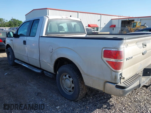 2010 Ford F-150 XL with VIN 1FTFX1CV3AKE18402, listed as a IAAI auction lot 41999255 with 234,309 mi miles and . Bid and sale history available at DreamBid. Image 3.