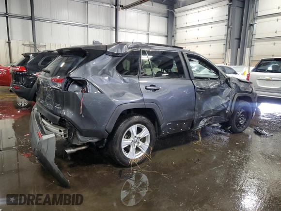 2020 Toyota RAV4 Hybrid XLE с VIN JTMRWRFVXLD072320, выставлен на аукционе Copart как лот 57258705 с пробегом 77 585 миль миль и Списание • Salvage title. История ставок и продаж доступна на DreamBid. Изображение 3.