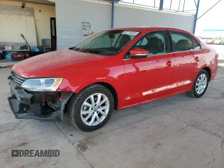 2013 Volkswagen Jetta SE with VIN 3VWDP7AJ2DM439326, listed as a Copart auction lot 62714545 with 100,806 mi miles and Salvage title. Bid and sale history available at DreamBid. Image 1.