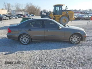2008 Mercedes-Benz E 350 Luxury z VIN WDBUF87X08B334237, wystawiony jako IAAI lot #41735498 z przebiegiem 224 205 mil mil oraz . Historia ofert i sprzedaży dostępna na DreamBid. Obrazek 12.