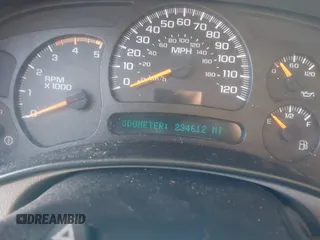 2004 GMC Sierra 2500HD Work Truck z VIN 1GTHK23294F184167, wystawiony jako IAAI lot #42321769 z przebiegiem 234 612 mil mil oraz . Historia ofert i sprzedaży dostępna na DreamBid. Obrazek 7.