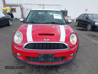 2008 MINI Hardtop S with VIN WMWMF73538TT89756, listed as a IAAI auction lot 41907020 with 139,789 mi miles and . Bid and sale history available at DreamBid. Image 11.