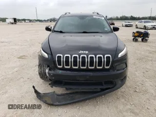 2017 Jeep Cherokee Latitude with VIN 1C4PJLCB6HW516284, listed as a Copart auction lot 51610205 with 171,081 mi miles and Salvage Title. Bid and sale history available at carsss.com. Image 5.