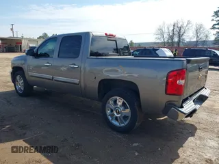 2013 Chevrolet Silverado 1500 LT with VIN 3GCPCSE04DG133517, listed as a IAAI auction lot 41580539 with 126,310 mi miles and . Bid and sale history available at DreamBid. Image 3.