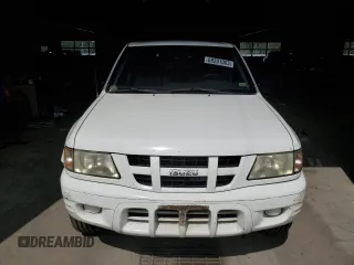 2004 Isuzu Rodeo S with VIN 4S2DM58W544300969, listed as a Copart auction lot 69563444 with 304,129 mi miles and Non Repairable. Bid and sale history available at DreamBid. Image 5.