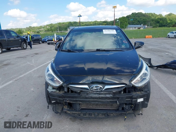 2014 Hyundai Accent SE z VIN KMHCU5AE6EU165345, wystawiony jako IAAI lot #42308781 z przebiegiem 98 216 mil mil oraz . Historia ofert i sprzedaży dostępna na DreamBid. Obrazek 13.