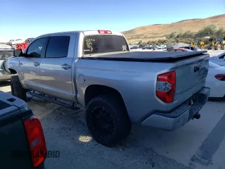 2015 Toyota Tundra 4WD Truck Platinum with VIN 5TFAW5F17FX423125, listed as a Copart auction lot 68111834 with 193,493 mi miles and Salvage Title. Bid and sale history available at carsss.com. Image 2.
