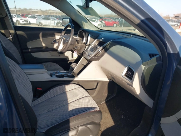 2011 Chevrolet Equinox LT w/2LT with VIN 2CNALPEC1B6281853, listed as a IAAI auction lot 41774017 with 114,476 mi miles. Bid and sale history available at carsss.com. Image 5.