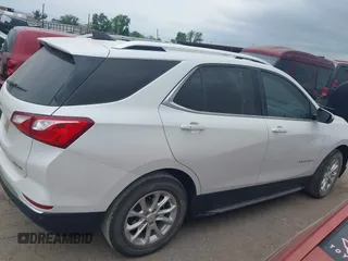 2018 Chevrolet Equinox LT z VIN 2GNAXSEV1J6153745, wystawiony jako IAAI lot #42018578 z przebiegiem 111 619 mil mil oraz . Historia ofert i sprzedaży dostępna na DreamBid. Obrazek 13.