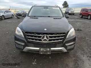 2015 Mercedes-Benz M-Class ML 250 BlueTEC with VIN 4JGDA0EB8FA471966, listed as a Copart auction lot 82403564 with 290,157 mi miles and Salvage Title. Bid and sale history available at carsss.com. Image 5.
