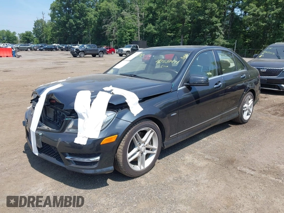 2012 Mercedes-Benz C 350 Sport с VIN WDDGF5HB0CR196754, выставлен на аукционе IAAI как лот 42581471 с пробегом 86 265 миль миль и . История ставок и продаж доступна на DreamBid. Изображение 2.