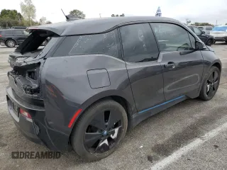 2015 BMW i3 with VIN WBY1Z2C58FV287045, listed as a Copart auction lot 48168585 with 55,343 mi miles and Salvage Title. Bid and sale history available at carsss.com. Image 3.