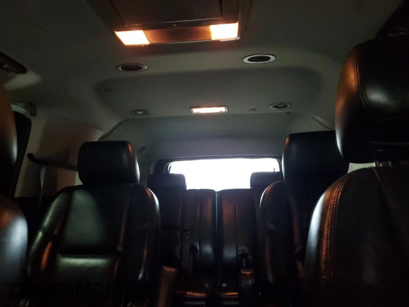 2011 GMC Yukon XL Denali z VIN 1GKS2MEFXBR229540, wystawiony jako Copart lot #51062895 z przebiegiem 258 535 mil mil oraz Szkoda całkowita • Salvage title. Historia ofert i sprzedaży dostępna na DreamBid. Obrazek 10.