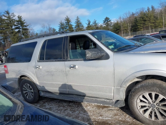2015 Ford Expedition Max XLT z VIN 1FMJK1JT0FEF44003, wystawiony jako IAAI lot #41343360 z przebiegiem 155 586 mil mil oraz . Historia ofert i sprzedaży dostępna na DreamBid. Obrazek 14.