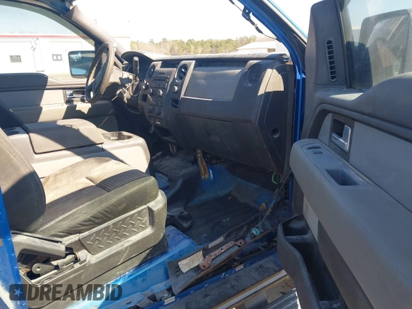 2014 Ford F-150 XL z VIN 1FTFW1EF0EKD43284, wystawiony jako IAAI lot #41623123 z przebiegiem 119 663 mil mil oraz . Historia ofert i sprzedaży dostępna na DreamBid. Obrazek 5.