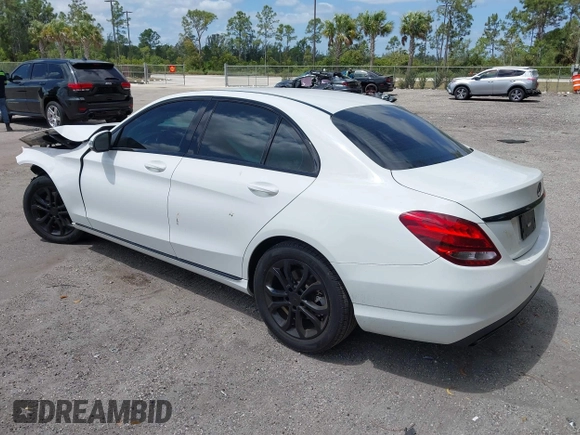 2017 Mercedes-Benz C 300 с VIN 55SWF4JB4HU206451, выставлен на аукционе IAAI как лот 42094778 с пробегом 76 046 миль миль и . История ставок и продаж доступна на DreamBid. Изображение 3.