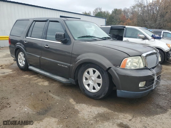 2005 Lincoln Navigator Luxury with VIN 5LMFU27555LJ00668, listed as a Copart auction lot 84251384 with 126,715 mi miles and Salvage Title. Bid and sale history available at carsss.com. Image 4.