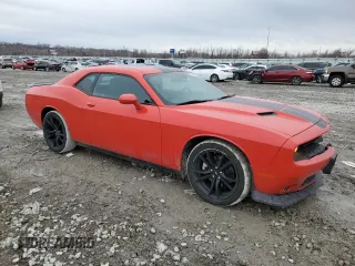 2017 Dodge Challenger SXT Plus z VIN 2C3CDZAG6HH532057, wystawiony jako Copart lot #45400235 z przebiegiem 101 808 mil mil oraz Szkoda całkowita • Salvage title. Historia ofert i sprzedaży dostępna na DreamBid. Obrazek 4.