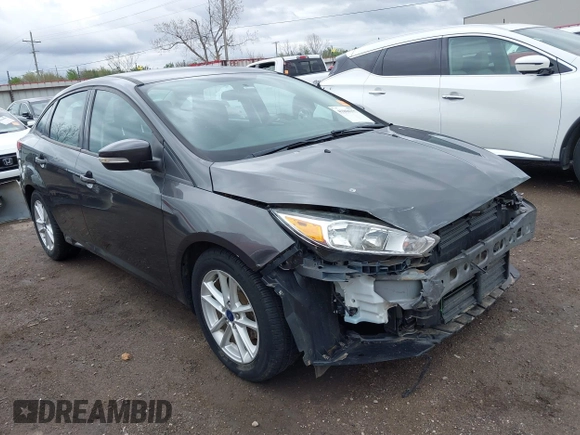 2016 Ford Focus SE with VIN 1FADP3F21GL324547, listed as a IAAI auction lot 41860377 with 39,410 mi miles. Bid and sale history available at carsss.com. Image 1.