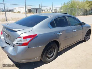2009 Nissan Maxima 3.5 SV w/Sport Pkg with VIN 1N4AA51E09C817138, listed as a IAAI auction lot 41982846 with 188,882 mi miles. Bid and sale history available at carsss.com. Image 4.