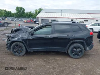 2017 Jeep Cherokee Altitude with VIN 1C4PJMAS7HW589950, listed as a IAAI auction lot 42359634 with 133,619 mi miles and . Bid and sale history available at DreamBid. Image 15.