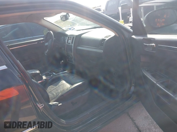 2009 Chrysler 300 Touring with VIN 2C3LA53V49H508404, listed as a IAAI auction lot 42042637 with 171,356 mi miles and . Bid and sale history available at DreamBid. Image 5.