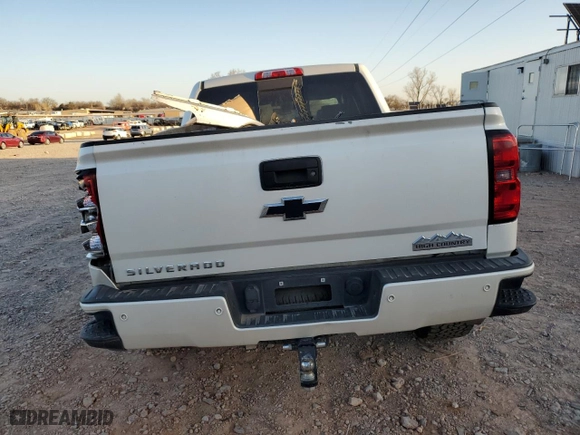 2015 Chevrolet Silverado 1500 High Country with VIN 3GCUKTEC8FG291979, listed as a Copart auction lot 48543585 with 179,265 mi miles and Salvage Title. Bid and sale history available at carsss.com. Image 6.