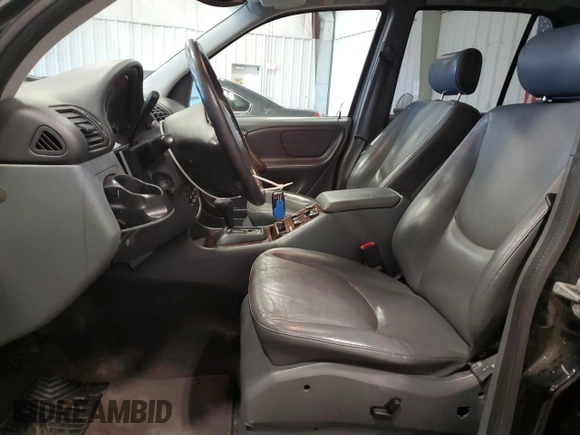1999 Mercedes-Benz M-Class with VIN 4JGAB54EXXA089660, listed as a Copart auction lot 84007244 with 236,767 mi miles and Non Repairable. Bid and sale history available at carsss.com. Image 7.