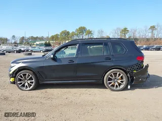 2022 BMW X7 M50i with VIN 5UXCX6C03N9M51772, listed as a IAAI auction lot 41780026 with 26,001 mi miles. Bid and sale history available at carsss.com. Image 14.