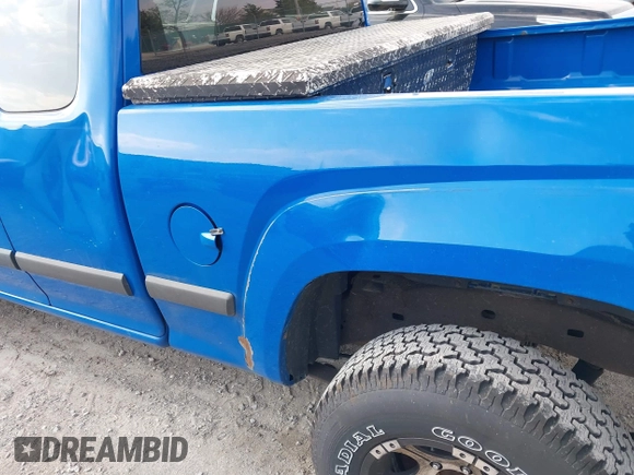 2007 Chevrolet Colorado LT w/1LT with VIN 1GCDT19E878104826, listed as a IAAI auction lot 42068975 with 262,741 mi miles. Bid and sale history available at carsss.com. Image 12.